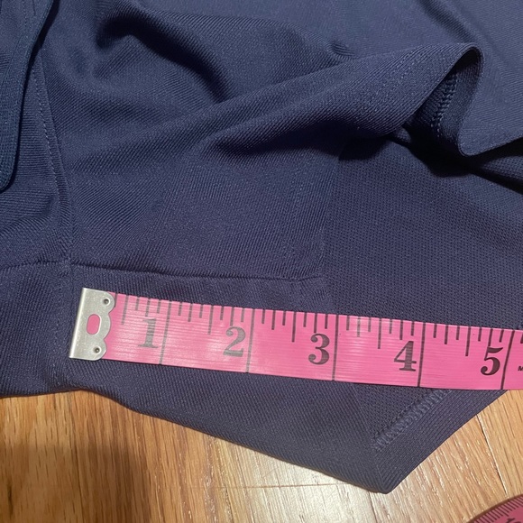 C Women's under armour athletic shorts - Picture 3 of 6